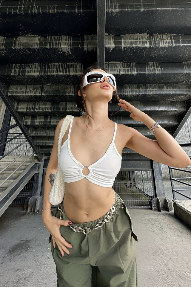 White Ring Detail Crop Top ATE7159 - 4