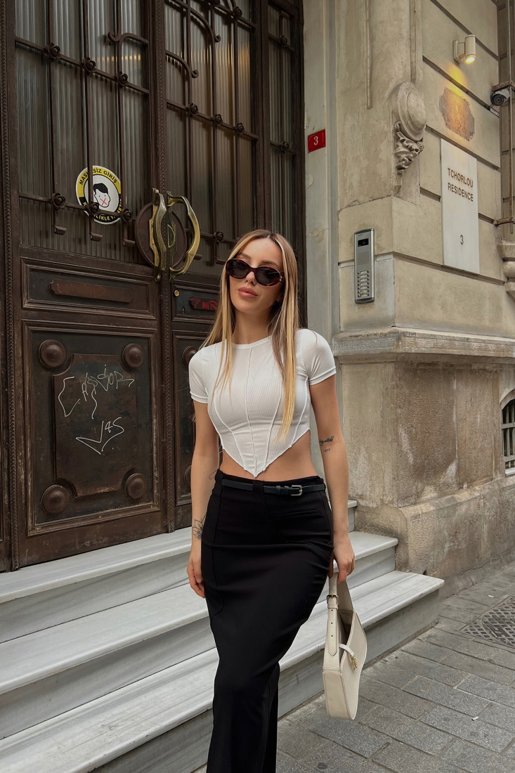 White Seam Detail Crop Top ATE6833 - EYYO