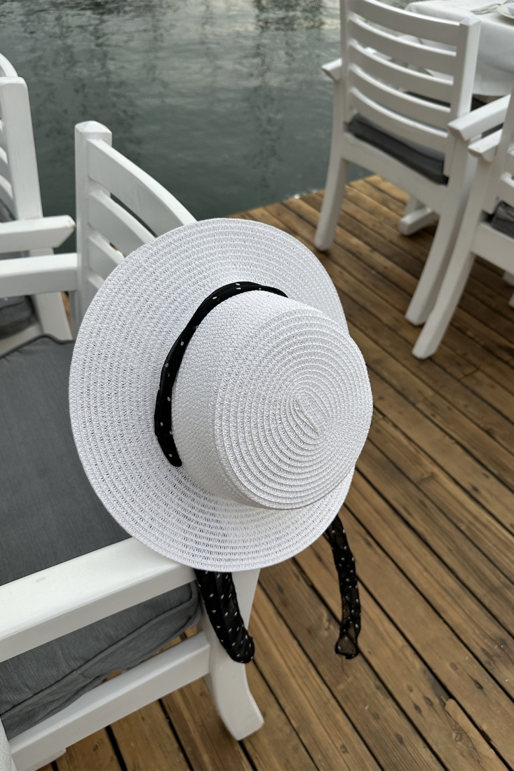 White Wicker Hat ATEL30 - EYYO
