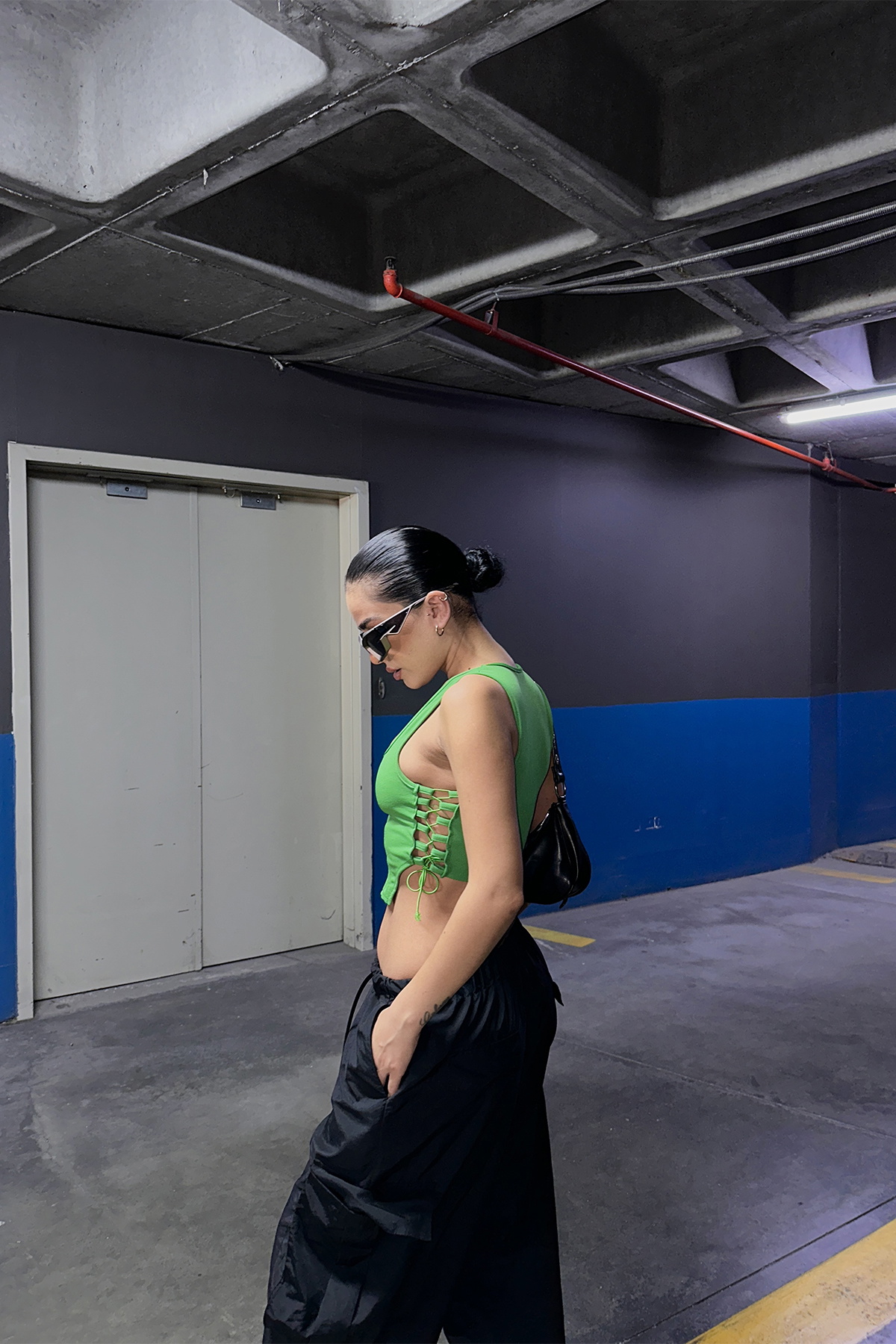 Yeşil Askılı Bağlamalı Crop Top - 4