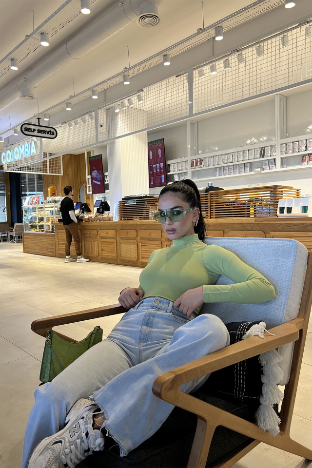 Yeşil Boğazlı Crop Top ATE3001 - 1