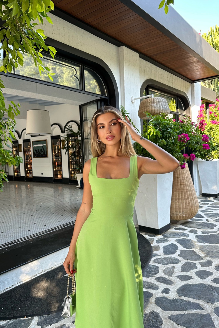 Yeşil Kare Yaka Uzun Elbise ATE7708 - EYYO