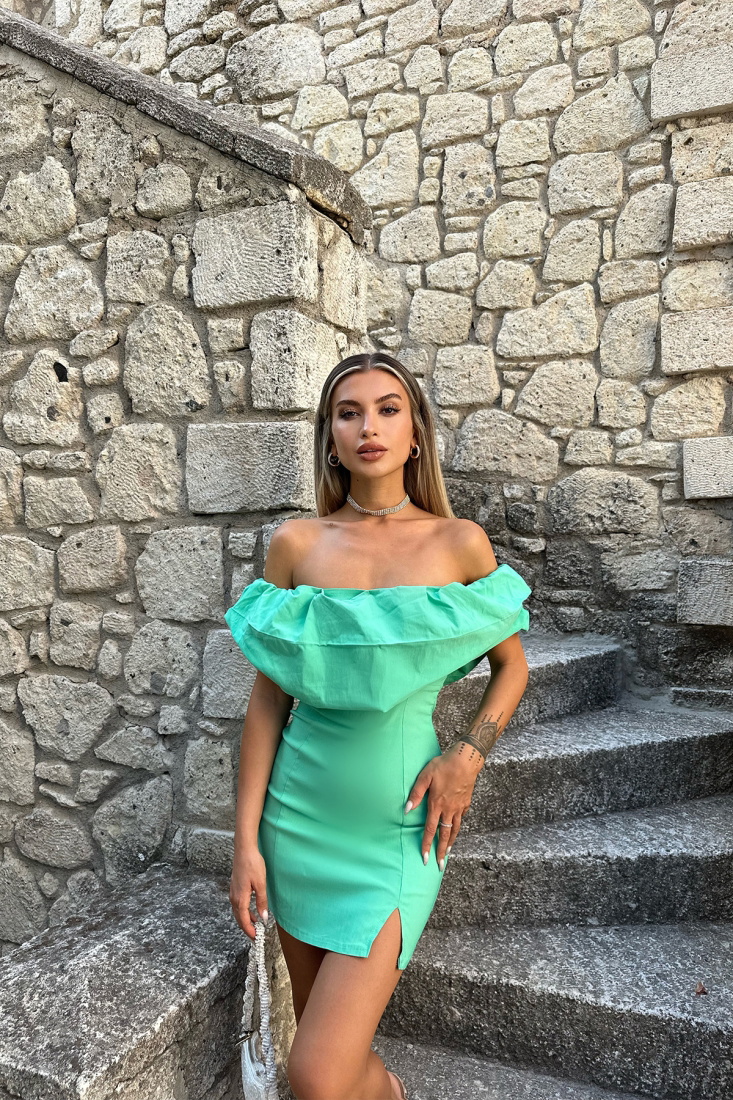 Yeşil Madonna Yaka Yırtmaç Detay Elbise ATE7634 - EYYO