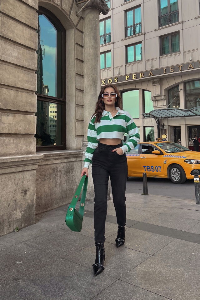 Yeşil Şerit Detay Crop Top