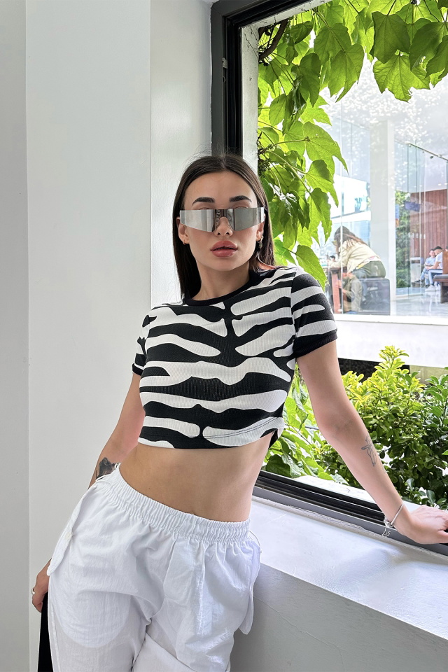 Zebra Desen Arkası Fermuarlı Crop Top ATE7314 - 1